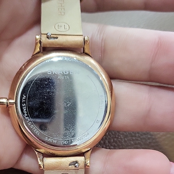Skagen Gold and Tan Minimalist Watch - Picture 5 of 7
